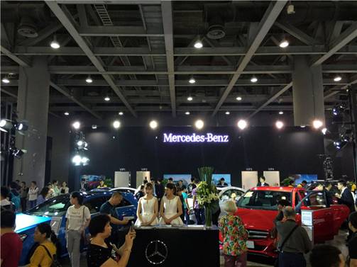2016五一汽車博覽會梅賽德斯-奔馳展落幕(圖1) 2016五一汽車博覽會梅賽德斯-奔馳展落幕(圖1)