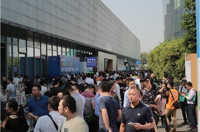 2018古鎮(zhèn)燈博會(huì)攜制造展 獲八方點(diǎn)贊(圖1)