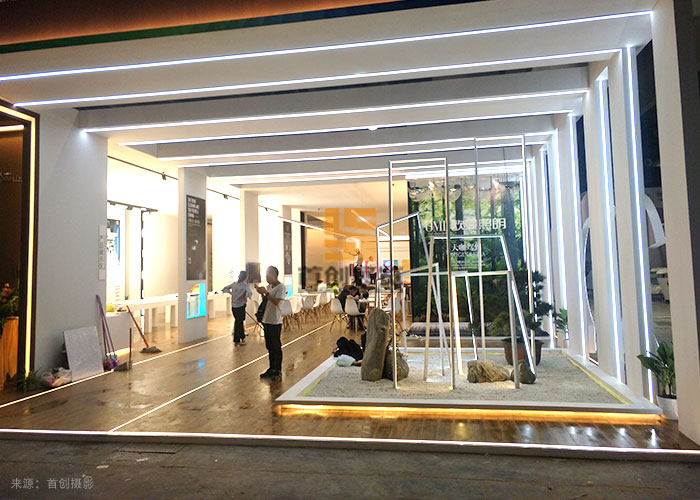 歐曼照明 展臺設(shè)計(jì)(圖4)